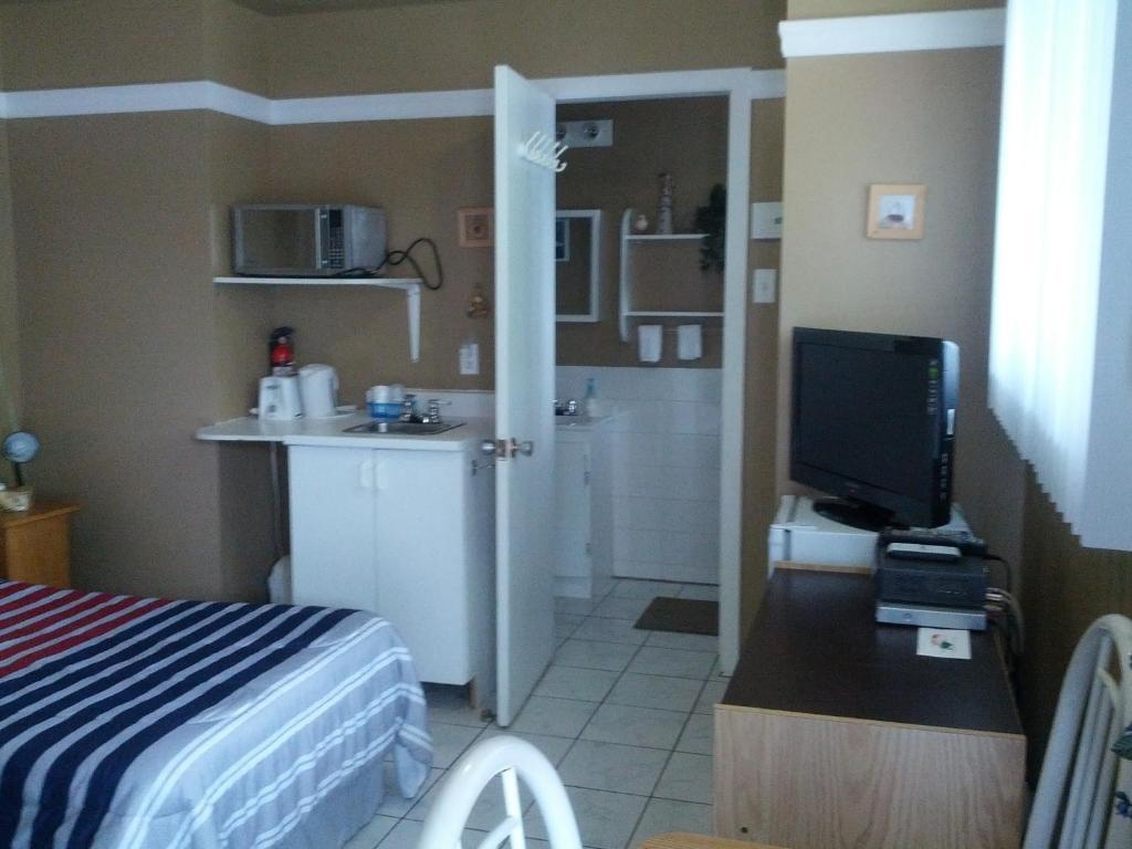 Motel Montgolfiere Jp Saint-Jean-sur-Richelieu Quarto foto