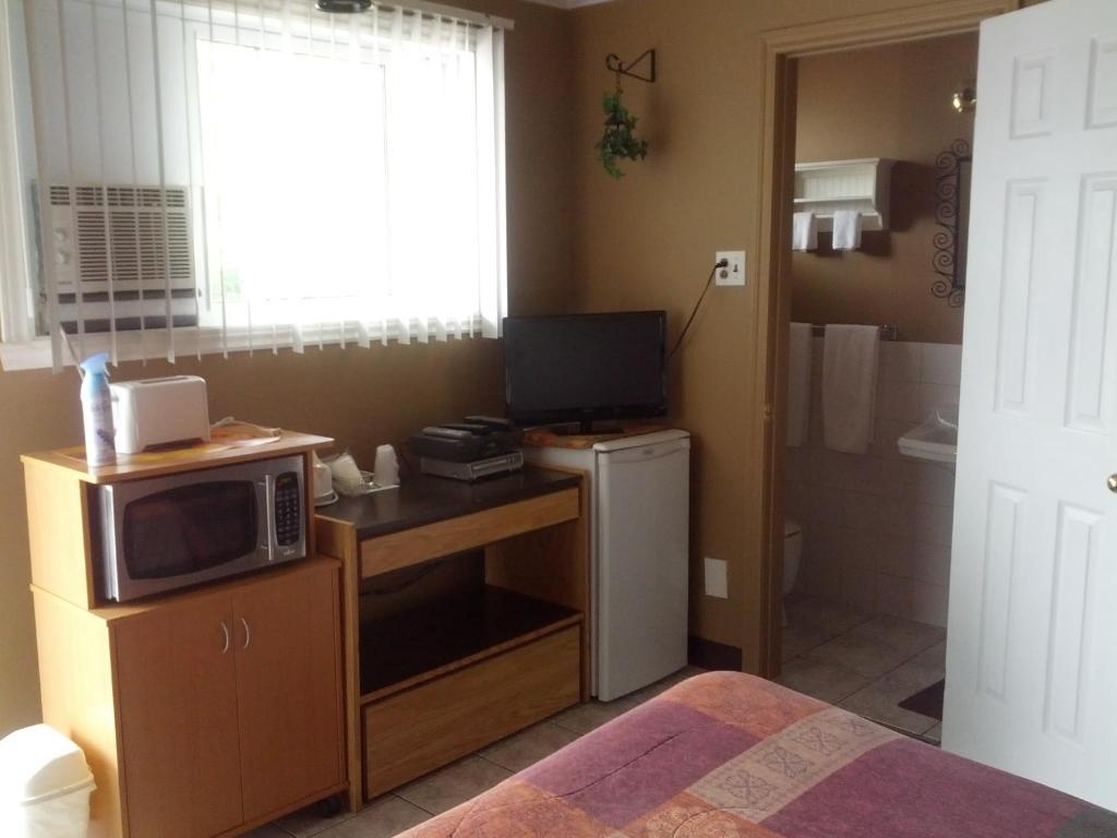 Motel Montgolfiere Jp Saint-Jean-sur-Richelieu Quarto foto